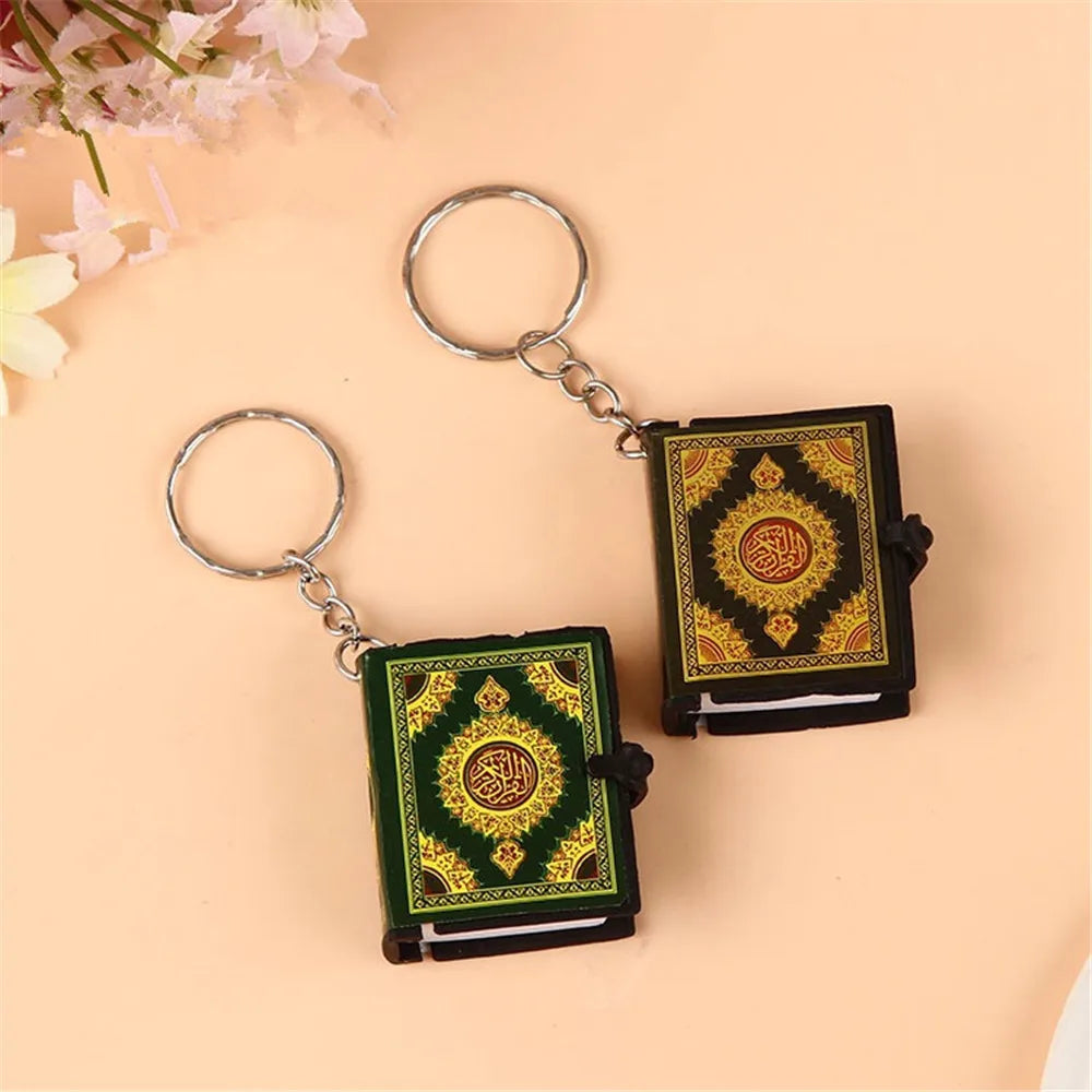 Mini Qur’an – La Parole Sacrée à Portée de Main