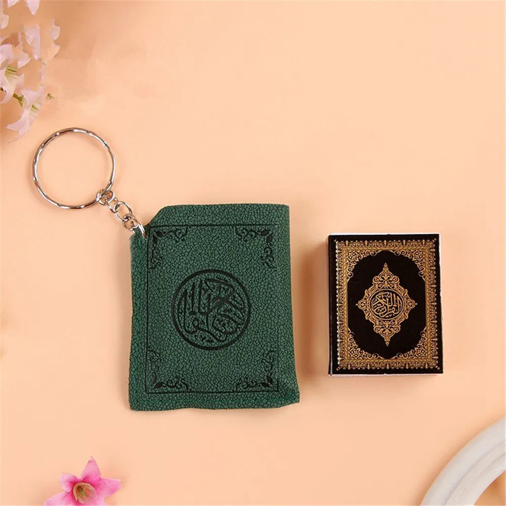 Mini Qur’an – La Parole Sacrée à Portée de Main