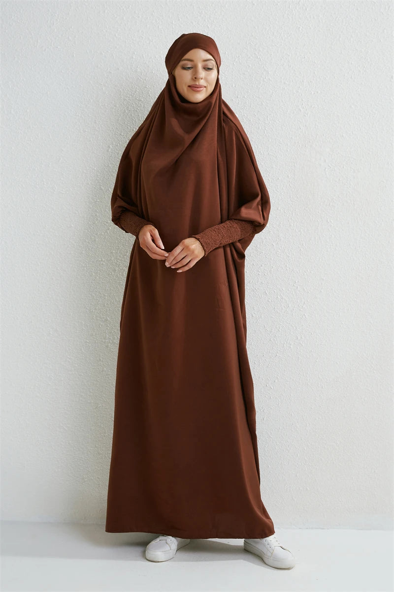 Ensemble Abaya Khimar – Élégance et Modestie